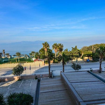 Aqua Mare Resort Melission ภายนอก รูปภาพ