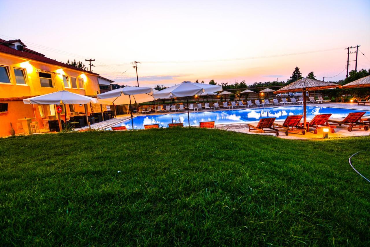 Aqua Mare Resort Melission ภายนอก รูปภาพ