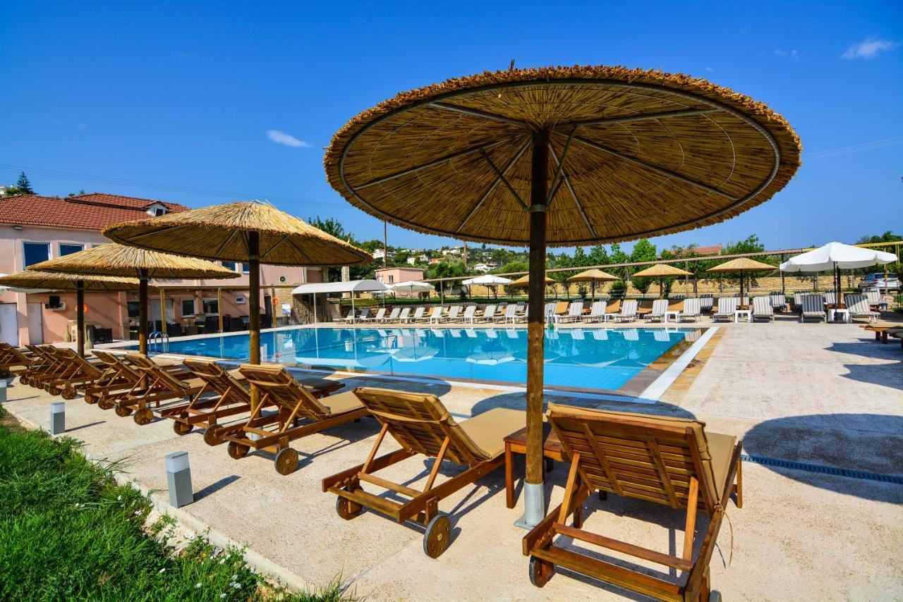 Aqua Mare Resort Melission ภายนอก รูปภาพ